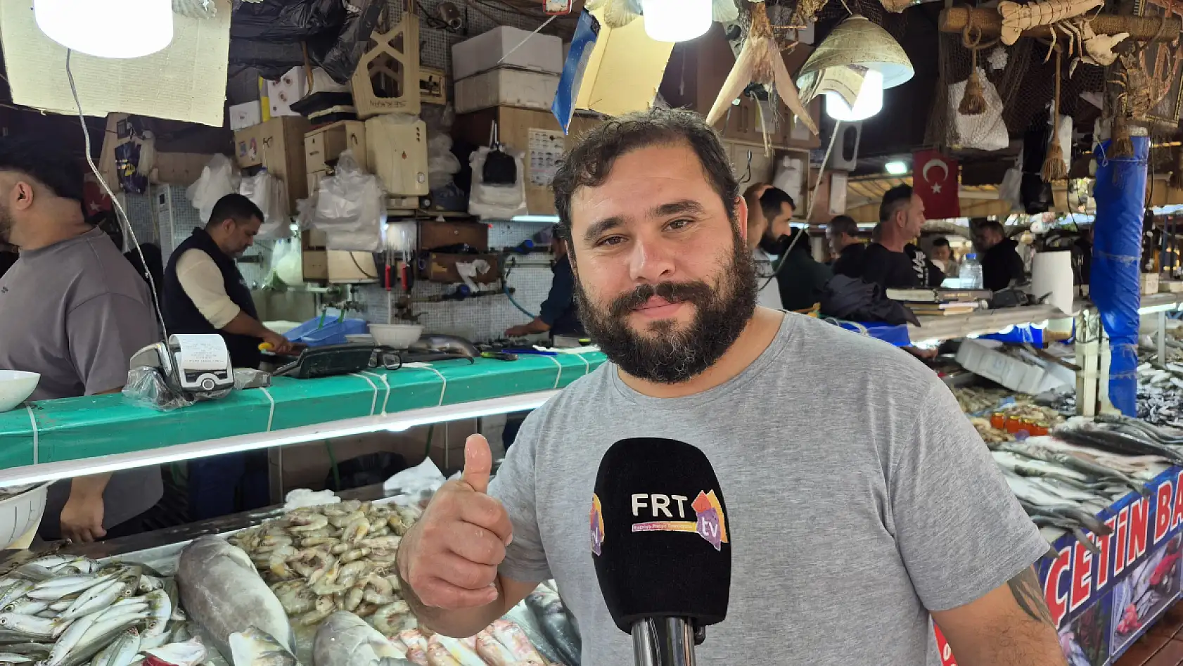 Fethiye'de tezgâhlar taze balıklarla doldu