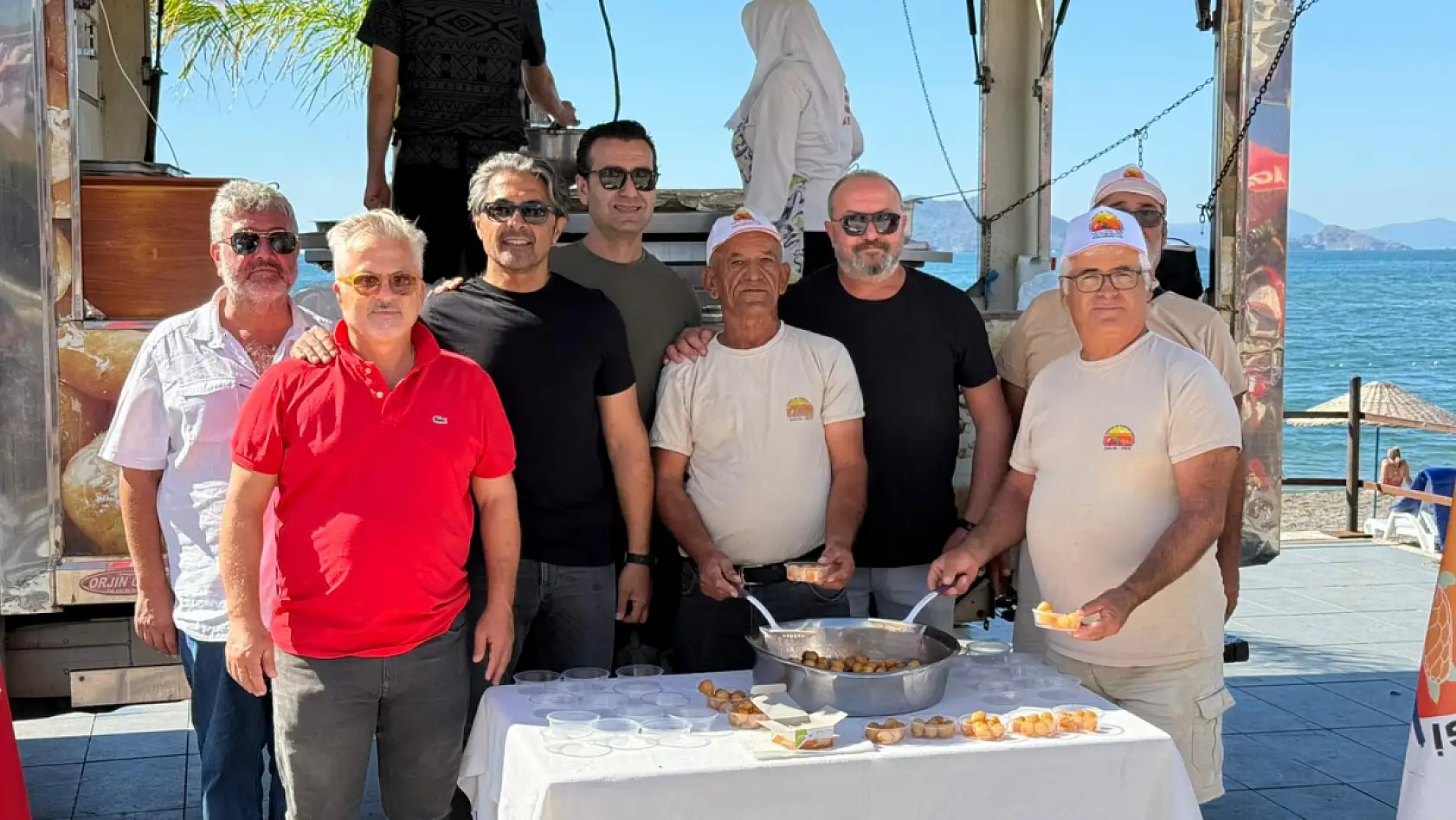 Çalış-Der'den Cumhuriyet Bayramı'na lokma ikramı