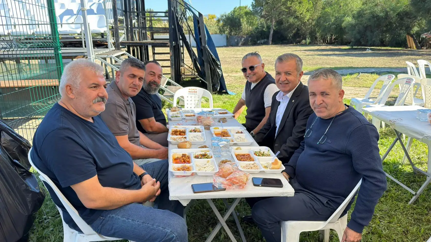 Çalış-Der'den sezon sonu yemeği: 'Her yıl geleneksel hale getireceğiz'