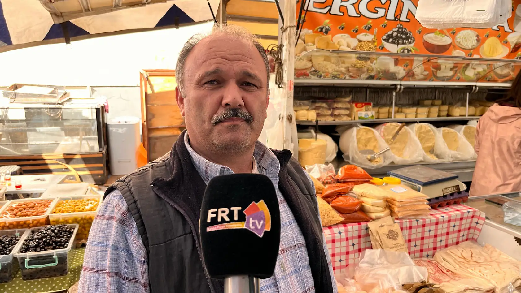 Süt ve süt ürünlerine zam kapıda: Zeytin toplama telaşı Fethiye Patlangıç Pazarı'nı boş bıraktı