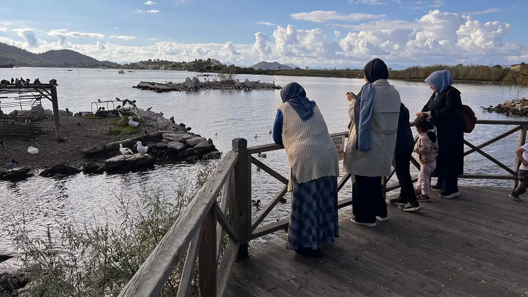 Fethiye Ördek Adası'nda hafta sonu yoğunluğu