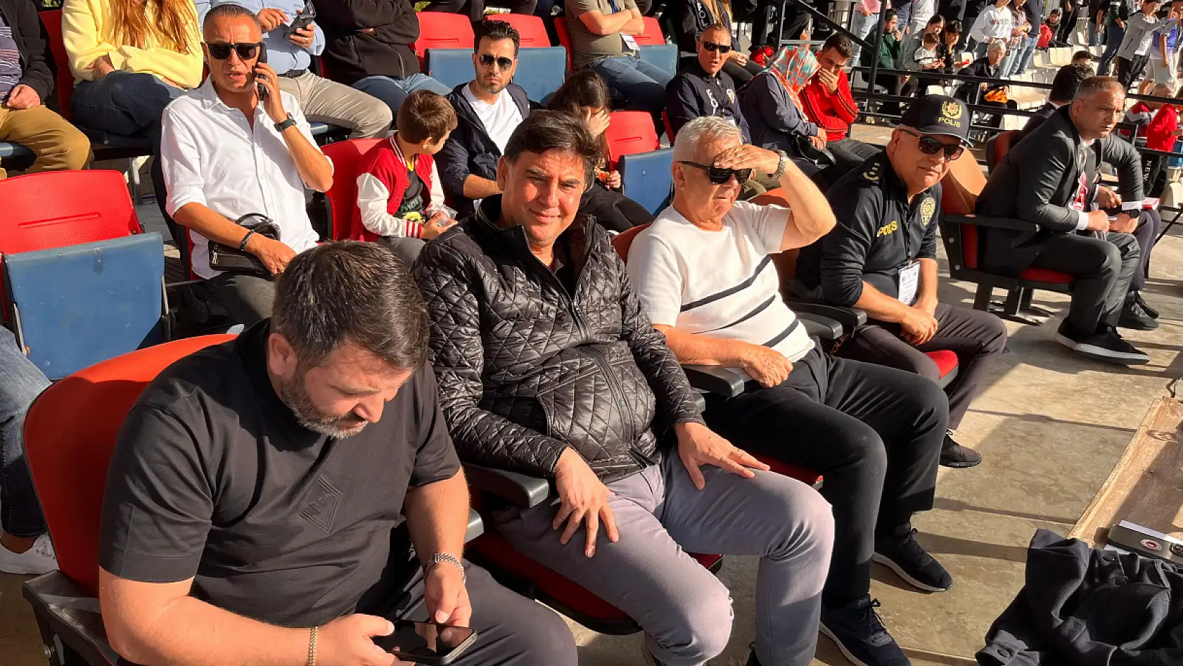 Fethiyespor Tribünlerinde Beşiktaş'tan Tanıdık İsim