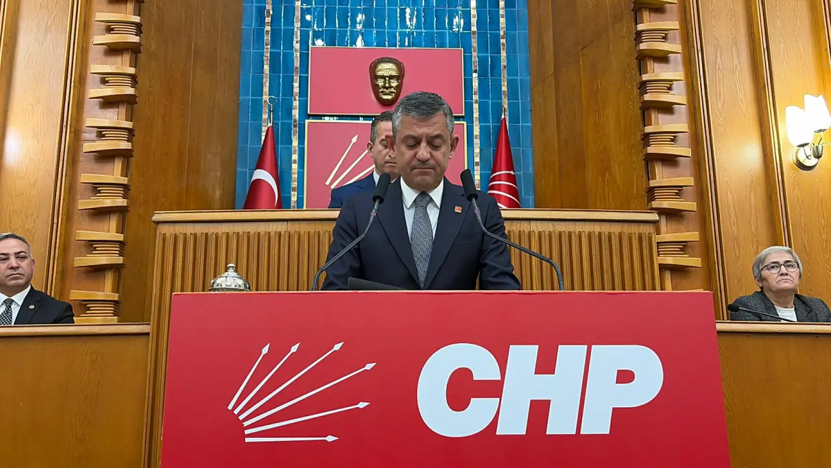 Özgür Özel: 'Sinpaş Kızılbük talanı karşısında hepimizin sorumluluğu var'