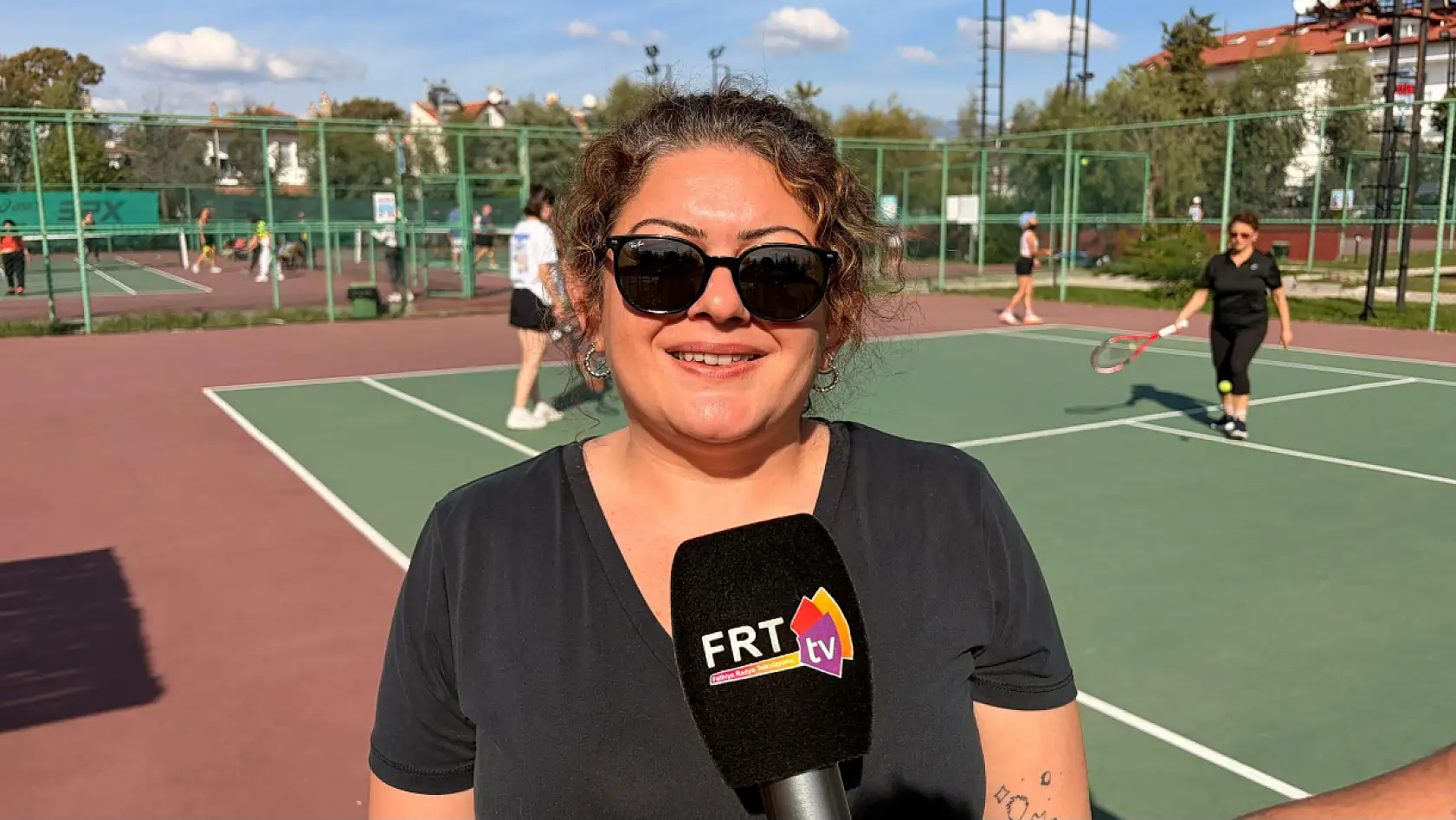 Fethiye'de ücretsiz tenis kurslarına yoğun ilgi