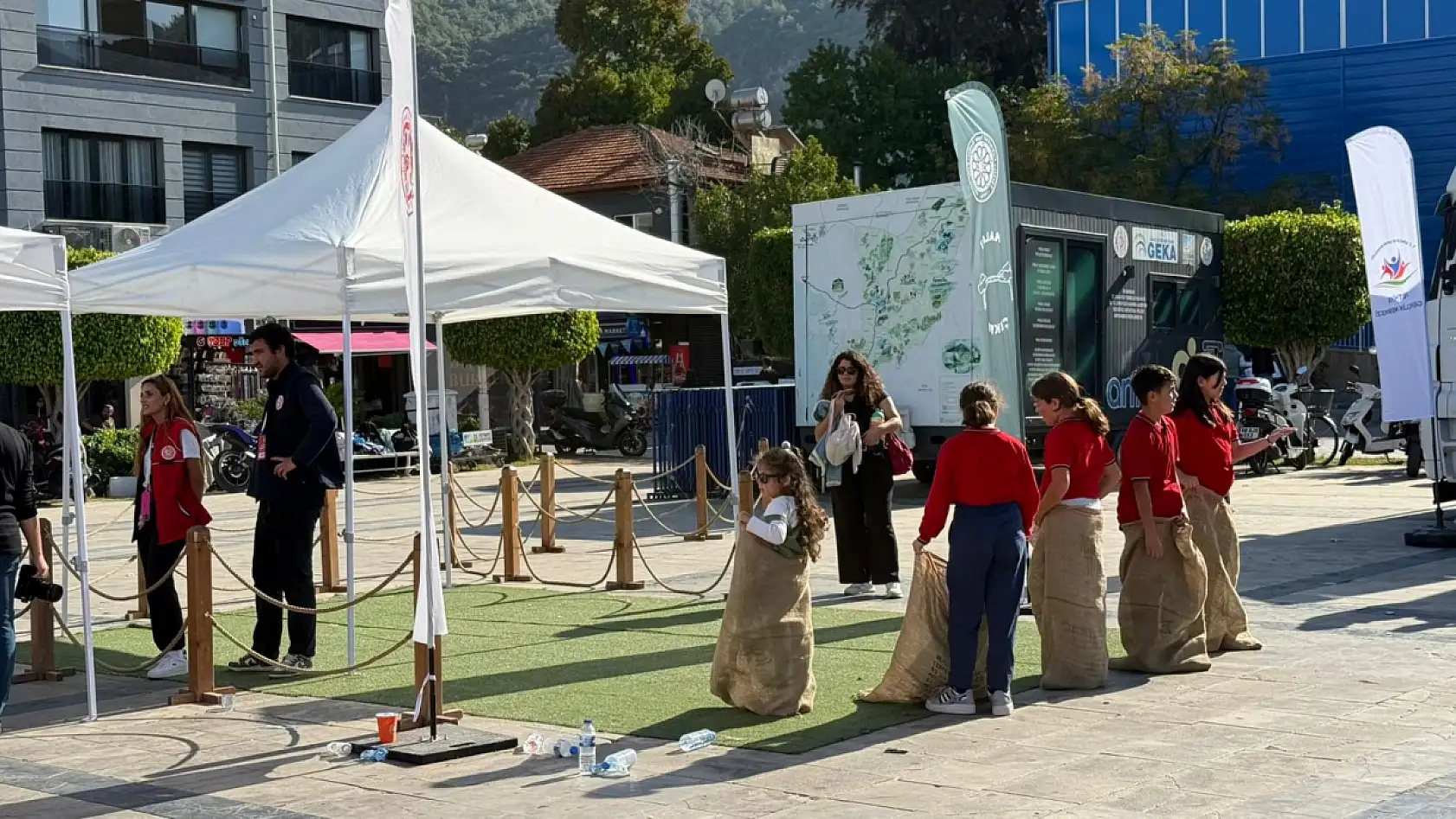 Fethiye'de çocuklar ata yadigarı 'geleneksel oyunlarla' tanıştı