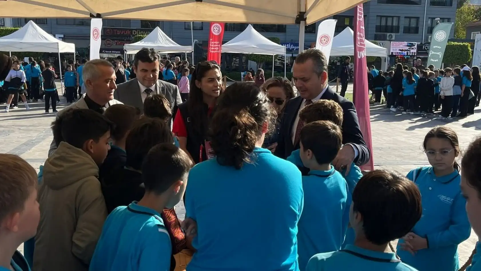 Fethiye'de çocuklar ata yadigarı 'geleneksel oyunlarla' tanıştı