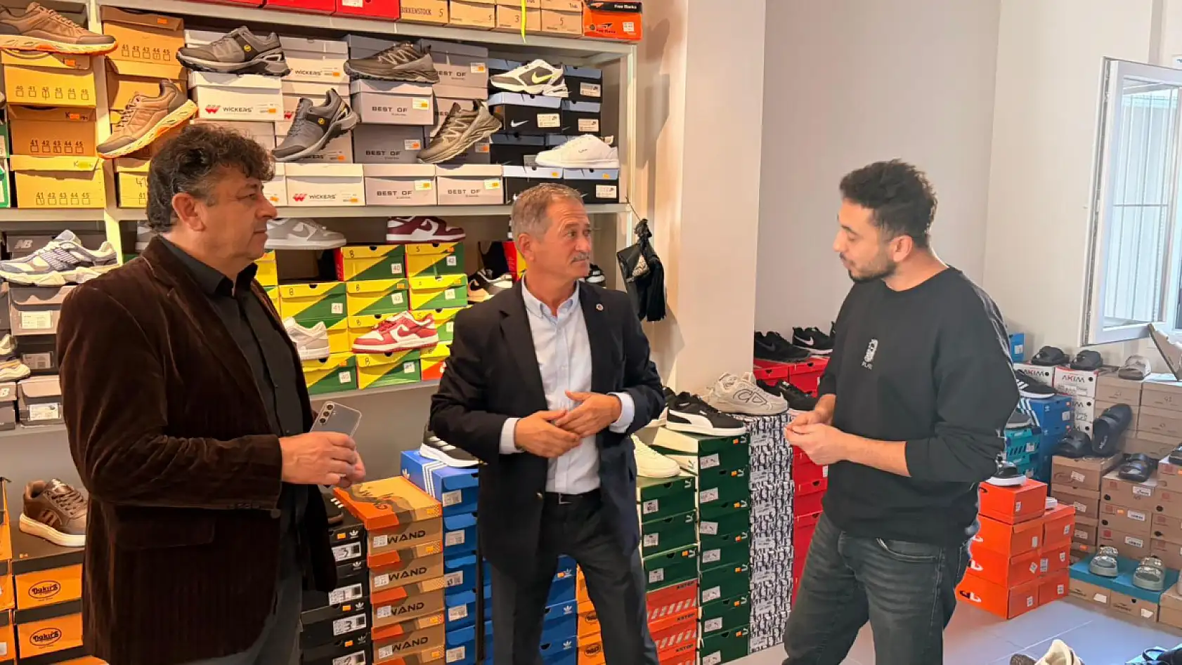 Fethiye Esnaf Odası Başkanı Soydemir'e esnaftan sıcak karşılama