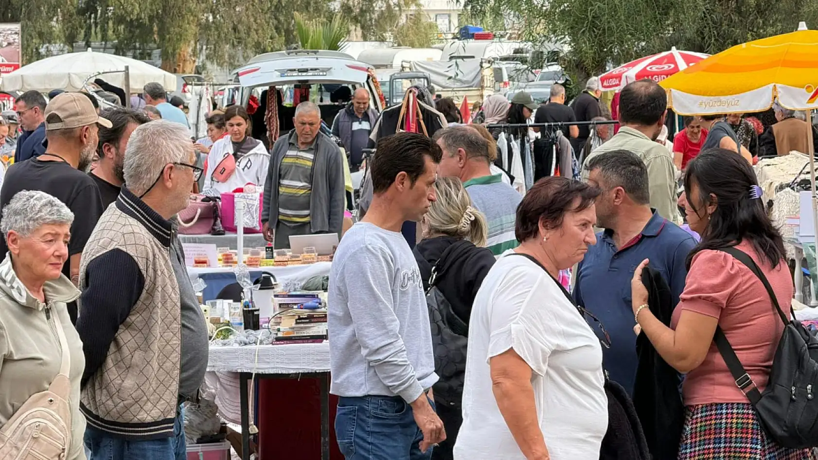 Fethiye'de Çalış ikinci el pazarı bir hafta erken açıldı