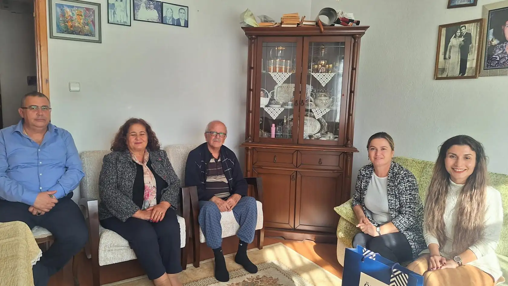 Fethiye'de CHP'li Kadınlardan Öğretmenler Günü ziyaretleri