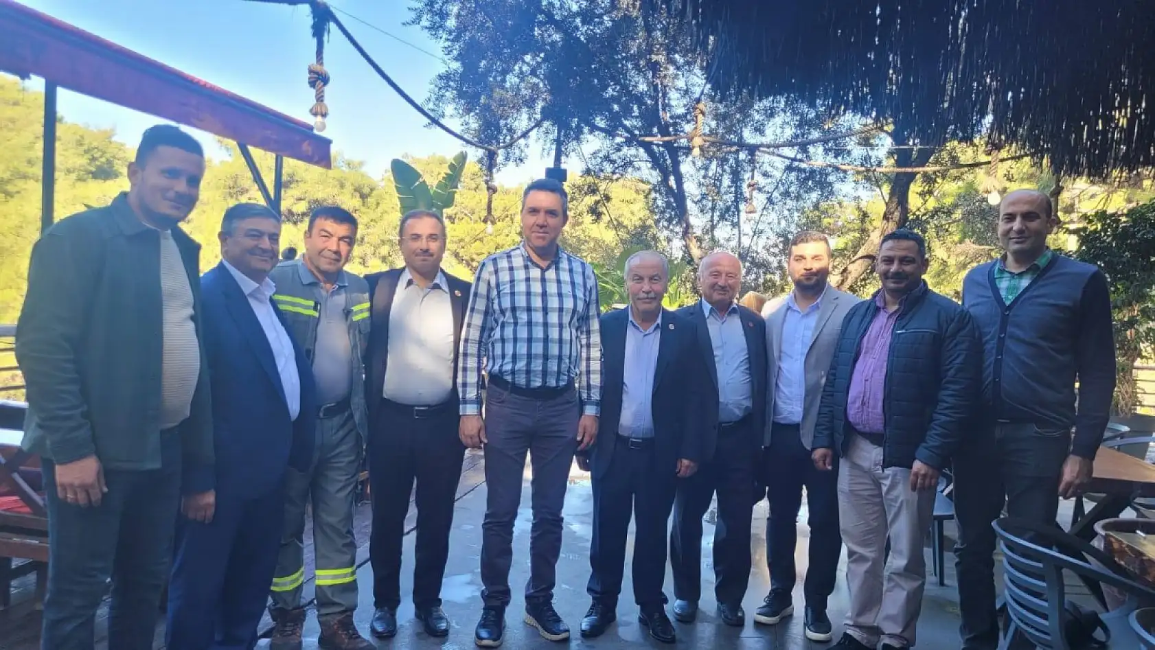 AYDEM yetkilileri Fethiye'de muhtarlarla bir araya geldi