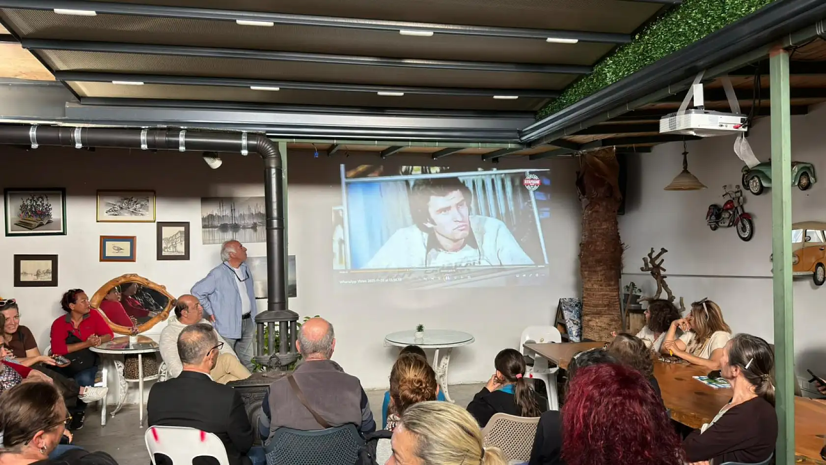 Hababam Sınıfı oyuncuları Fethiye'de hayranlarıyla buluştu