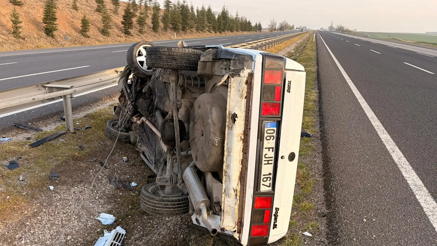 Kontrolden çıkan otomobil takla attı: Sürücü yaralandı