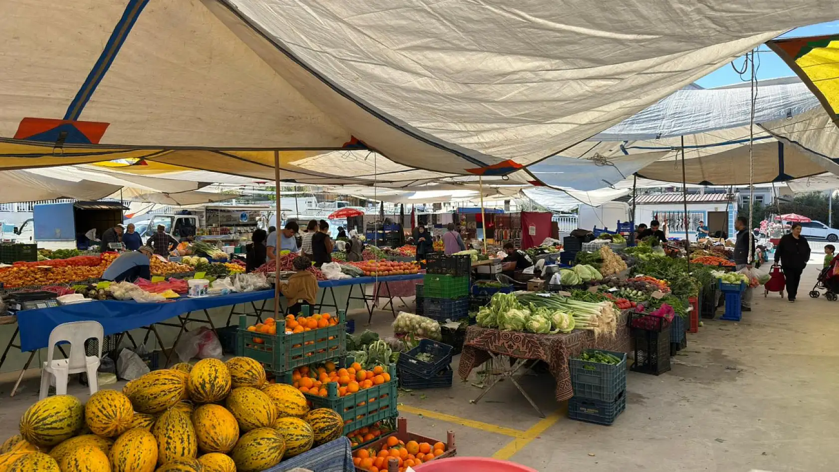 Fethiye Perşembe Pazarı'nda satışlar durgun