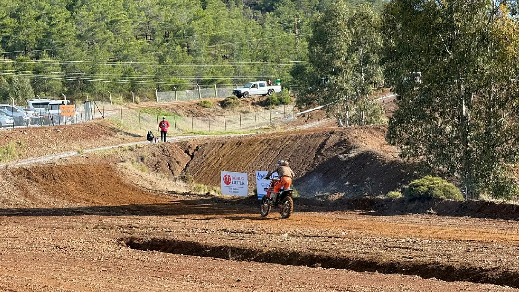 Fethiye'de Türkiye Enduro ve ATV Şampiyonası'nda Final Heyecanı Sürüyor