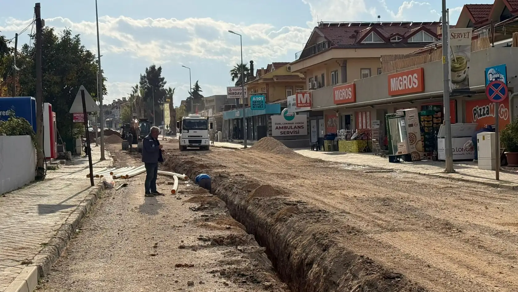 Ölüdeniz Yol Projesi Kapsamında Ovacık'ta Yol Çalışmaları Sürüyor