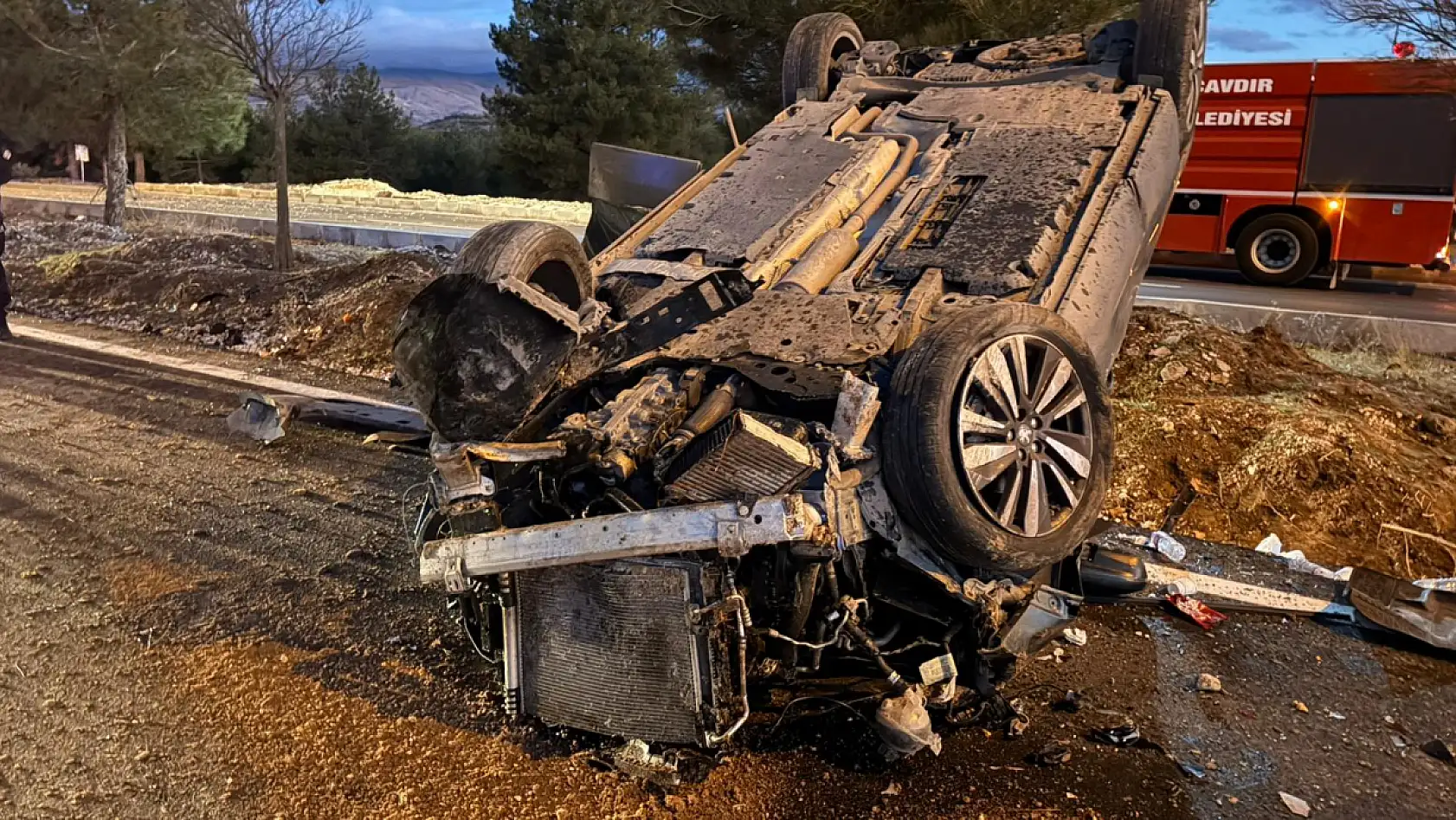 Burdur'dan Denizli Çivril'e Gelişte Araç Takla Attı: 2 Yaralı