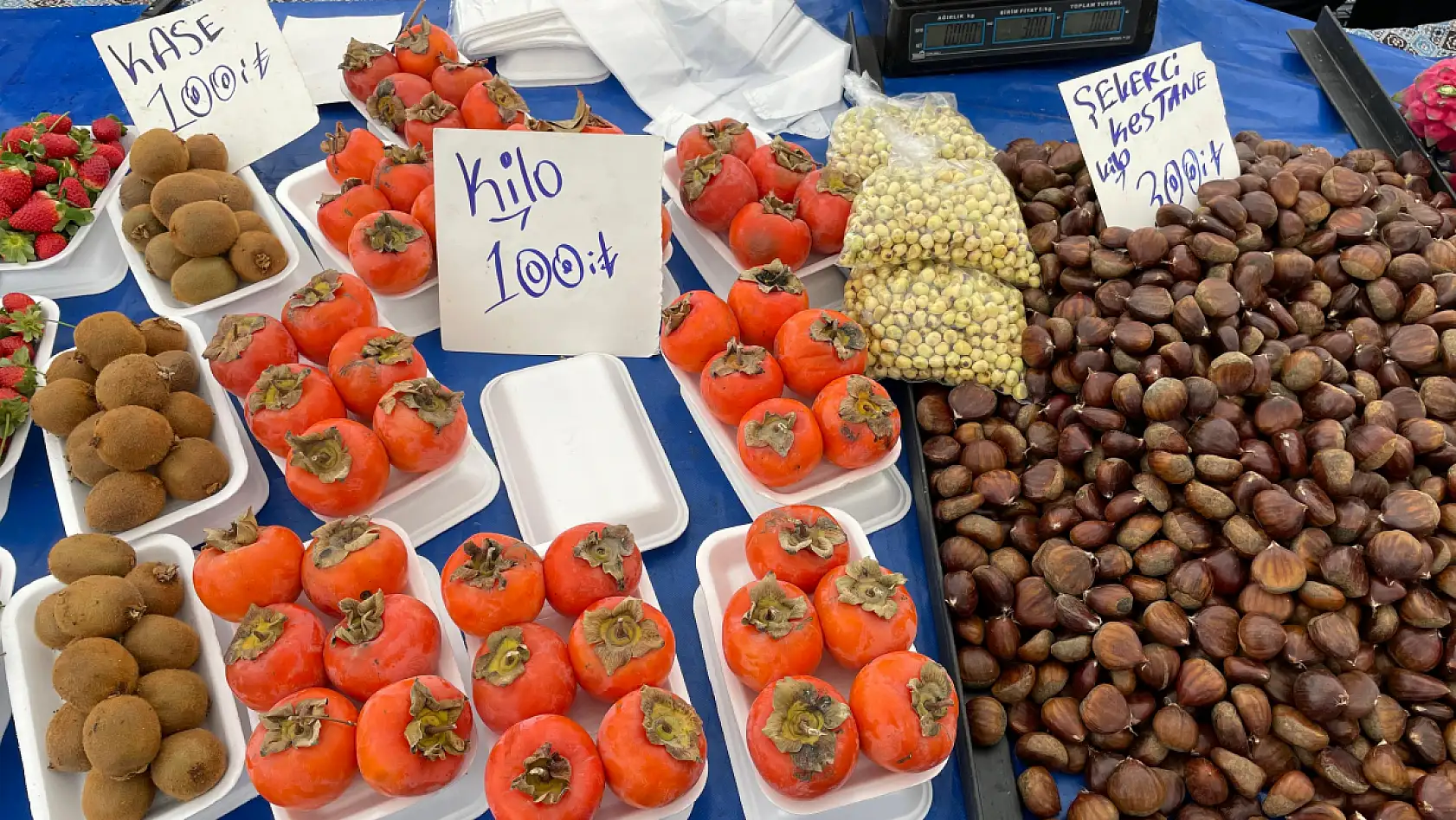 Fethiye'de Perşembe Pazarı'nda güncel fiyatlar