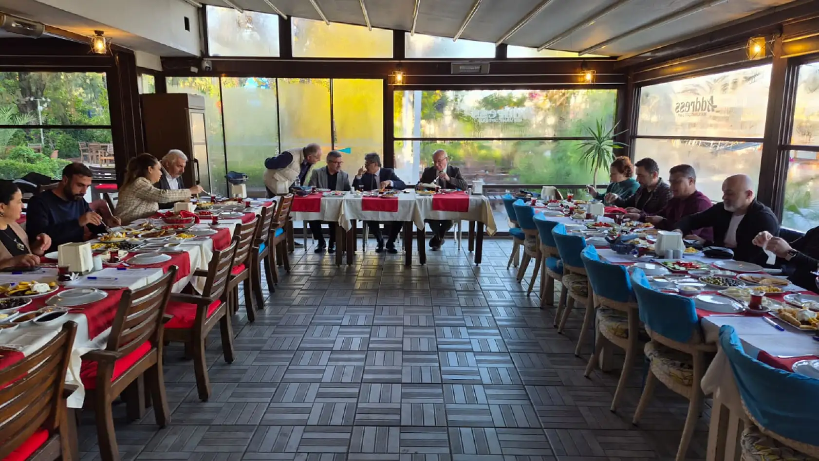 Fethiye'de erişilebilirlik için geniş katılımlı toplantı: 'Sorunları Birlikte Çözeceğiz'