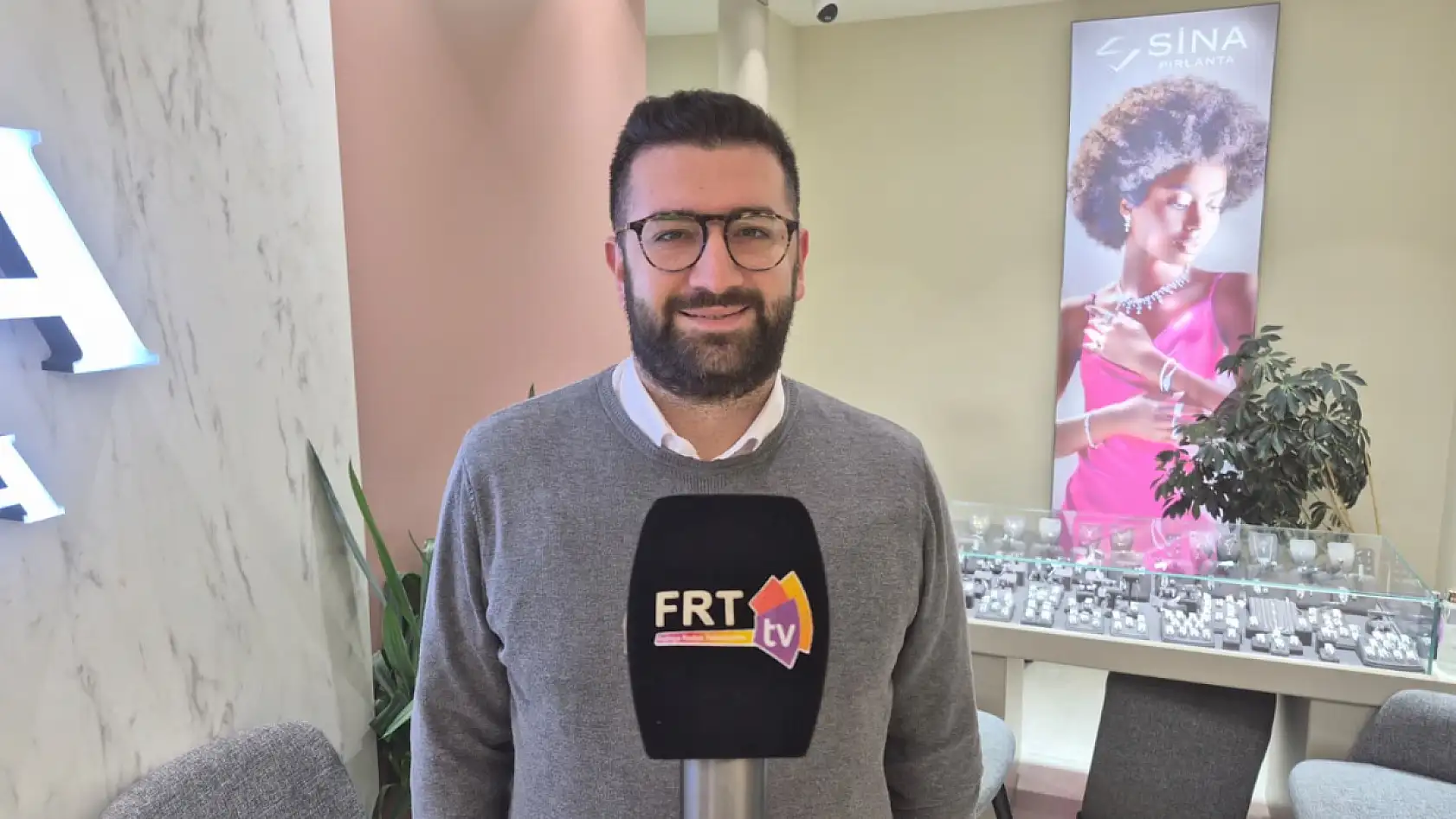 Altında yılbaşı sonrası 7 Bin 500 TL beklentisi: Fethiye Sina Pırlanta'da yılbaşına özel kampanyalar başladı