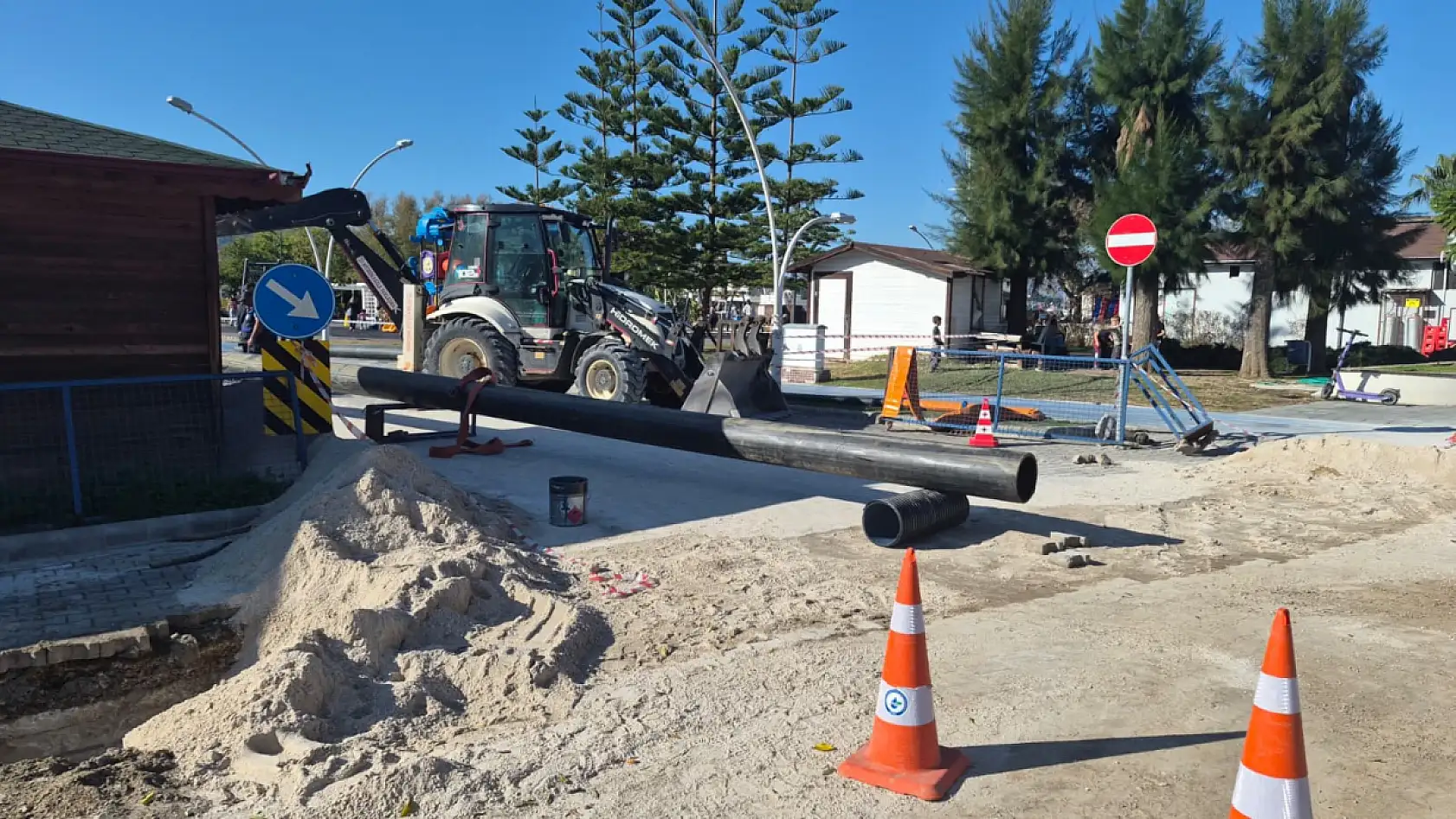 Fethiye'de su birikintilerine çözüm: Basınçlı tahliye hattı yer altına döşeniyor