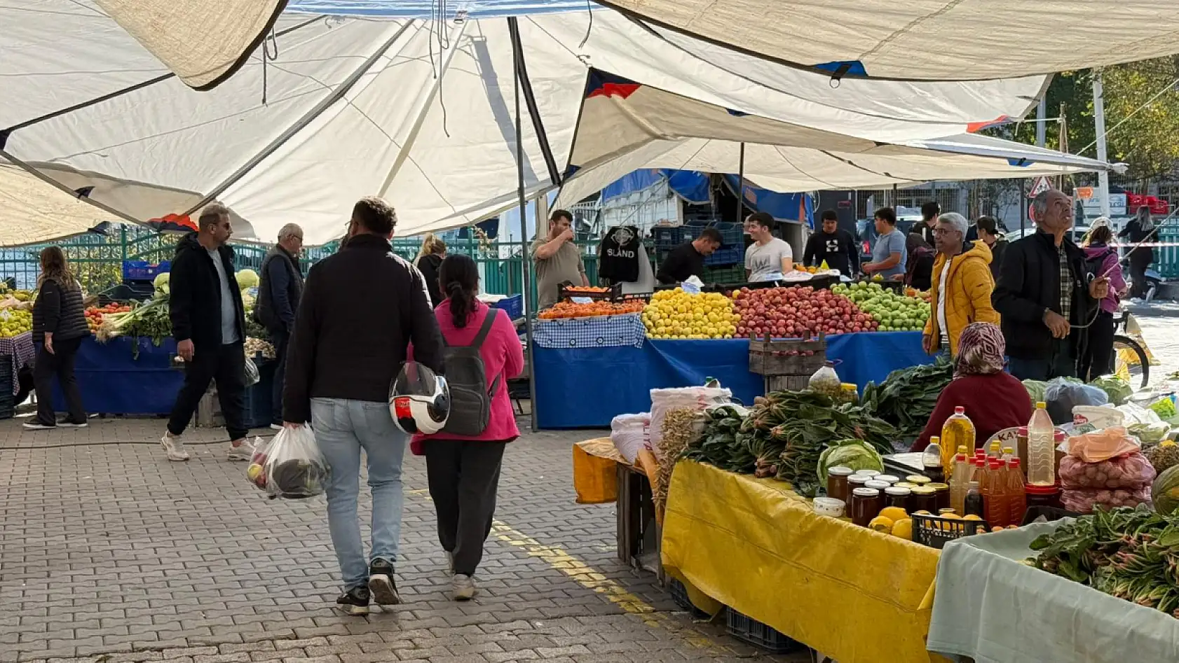 Fethiye'de Cuma Pazarı bu hafta durgun