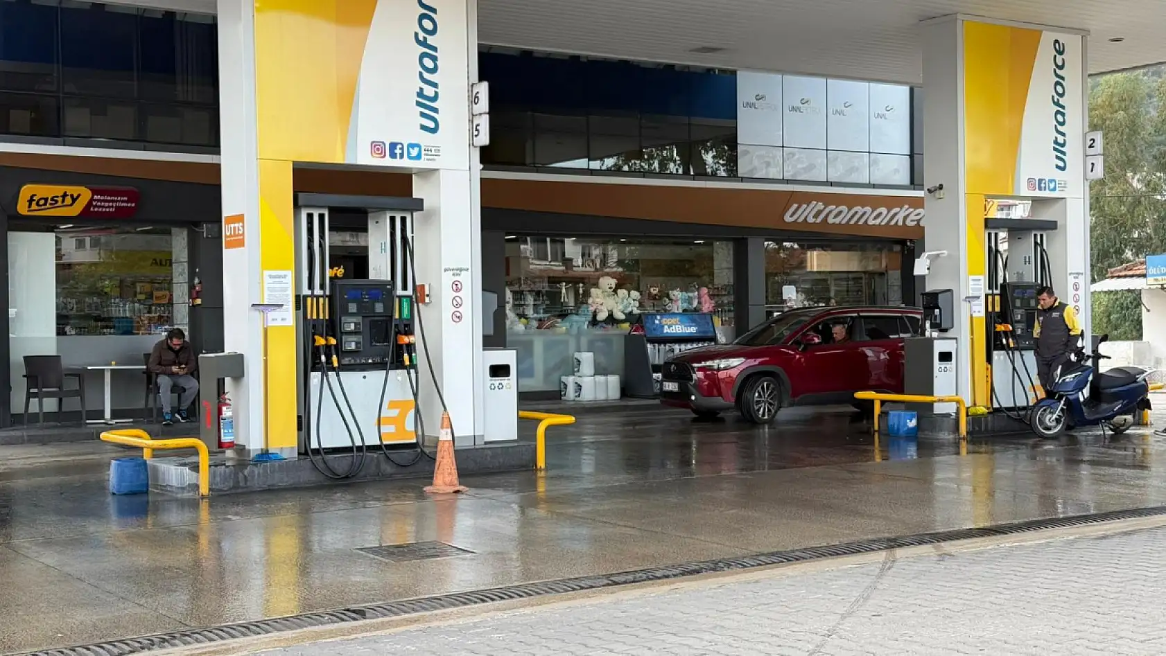 Fethiye'de motorine 2 lira indirim geldi, işte güncel akaryakıt fiyatları