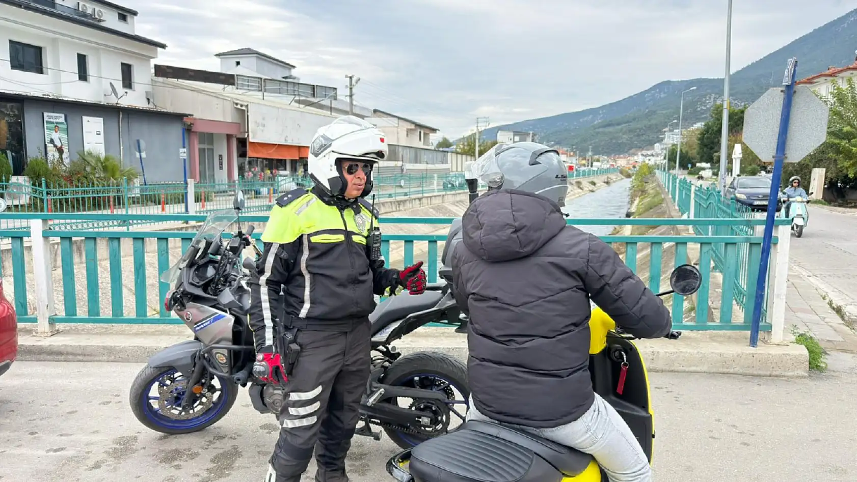 Fethiye'de trafik denetimleri hız kesmeden devam ediyor