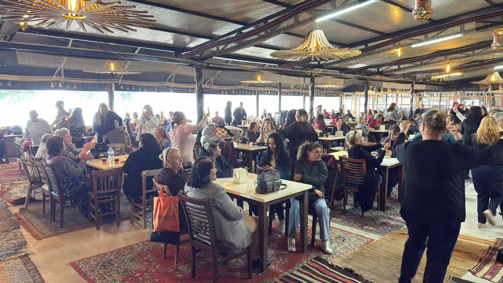 Fethiye'nin Melekleri, Çalış'ta Doyasıya Eğlendiler