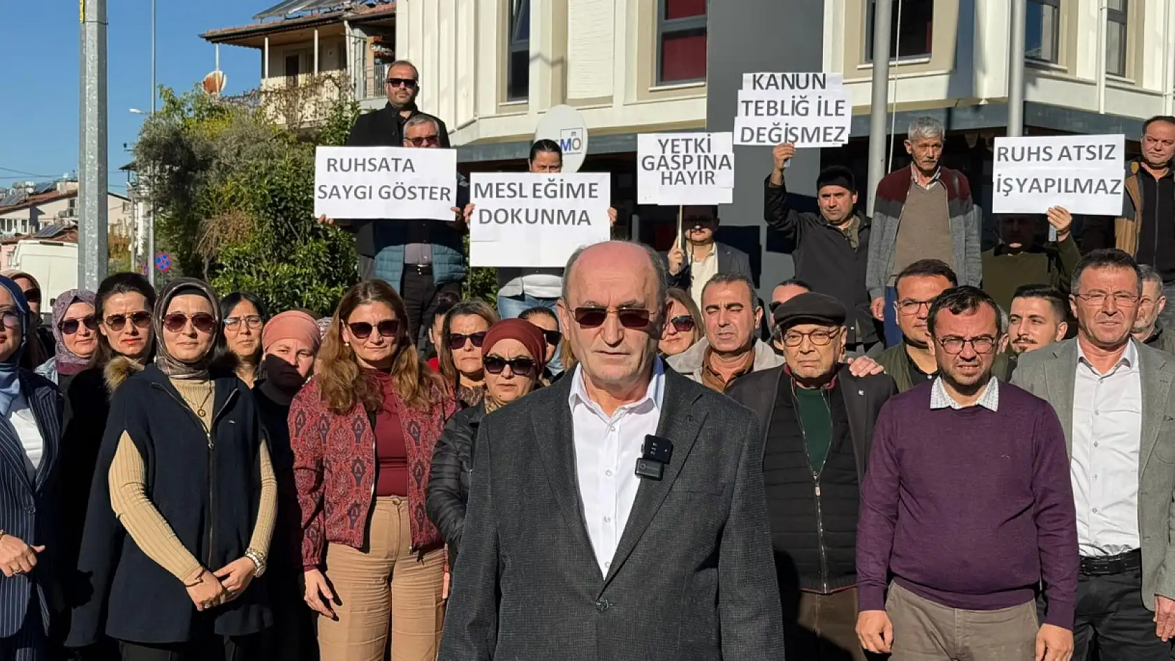 Fethiye'de mali müşavirlerden 586 Sayılı Tebliğe tepki