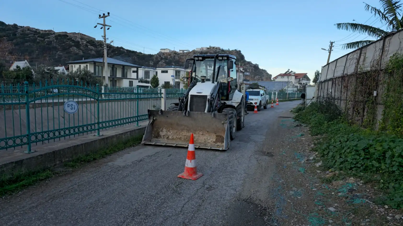 Fethiye'de MUSKİ'den su kaçağına hızlı müdahale