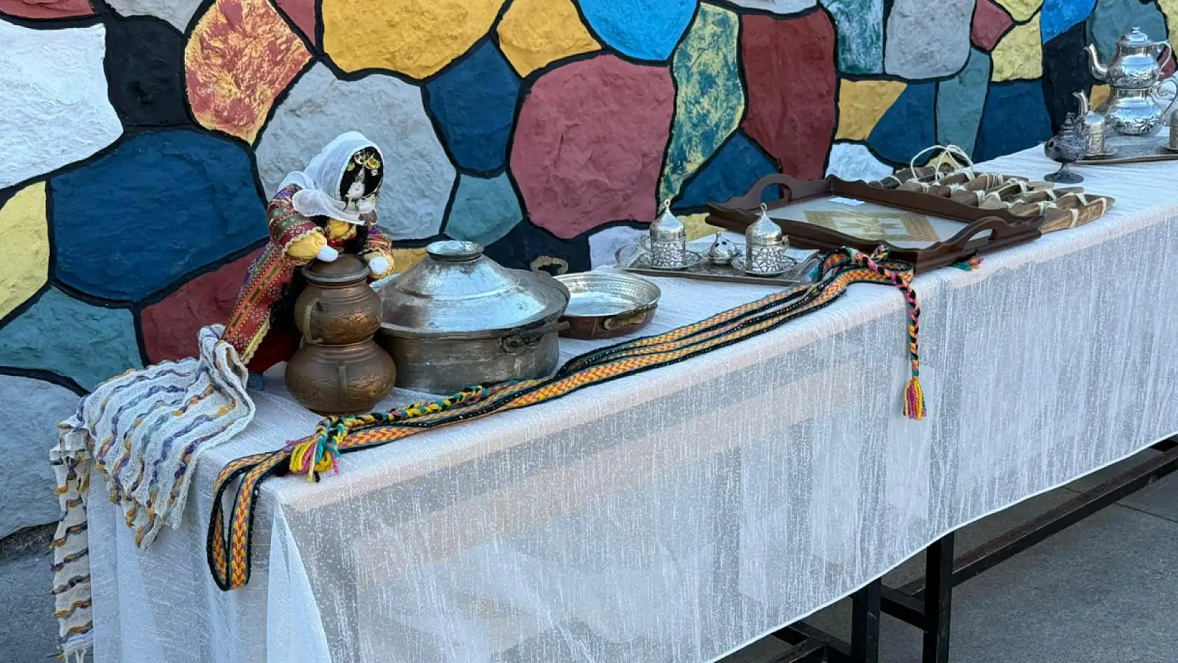 Fethiye'nin Kültürel Değerleri Türk Malları Haftası'nda Öğrencilerle Buluştu