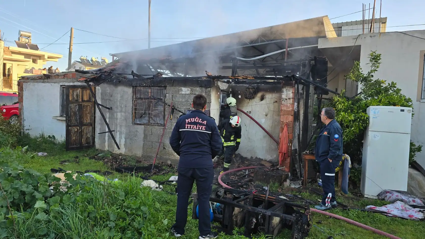 Fethiye'de tek katlı evde yangın: 92 yaşındaki kadın ağır yaralandı