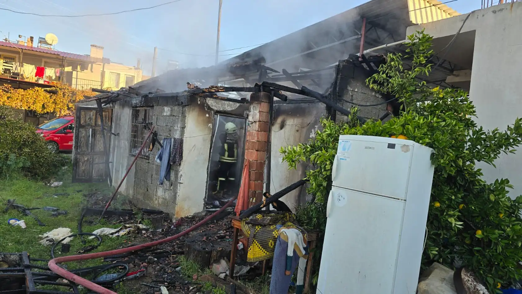 Fethiye'de tek katlı evde yangın: 92 yaşındaki kadın ağır yaralandı