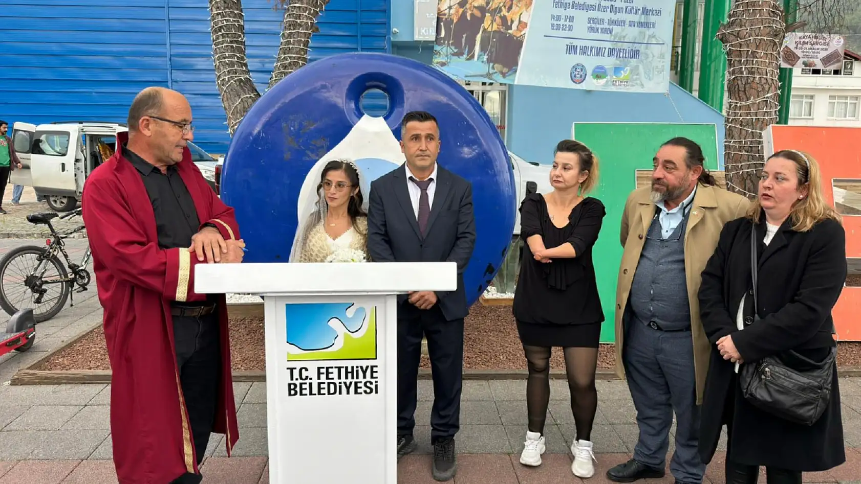 Fethiye'de mutlu bir 'Evet': Teslime Alakısa ve Taner Genç dünyaevine girdi