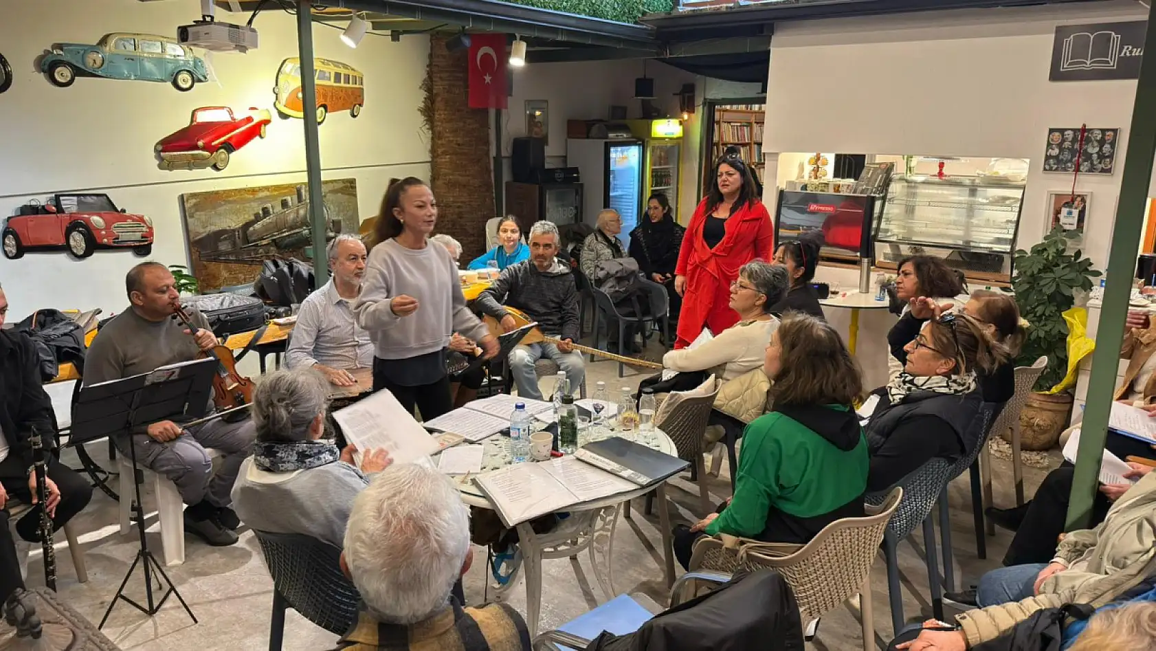 Fethiye'de 'Sazla Söz Arasında' Türk Sanat Müziği konseri