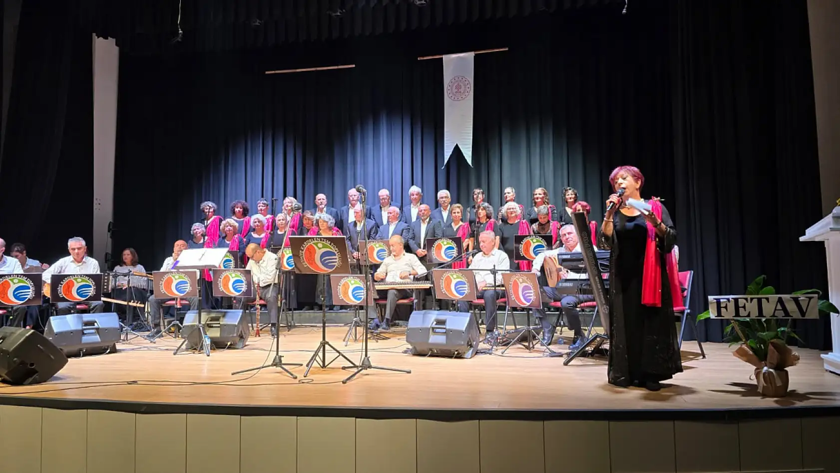 Fethiye'de Kardelen Sanat Derneği'nden Yeni Yıla Merhaba Konseri