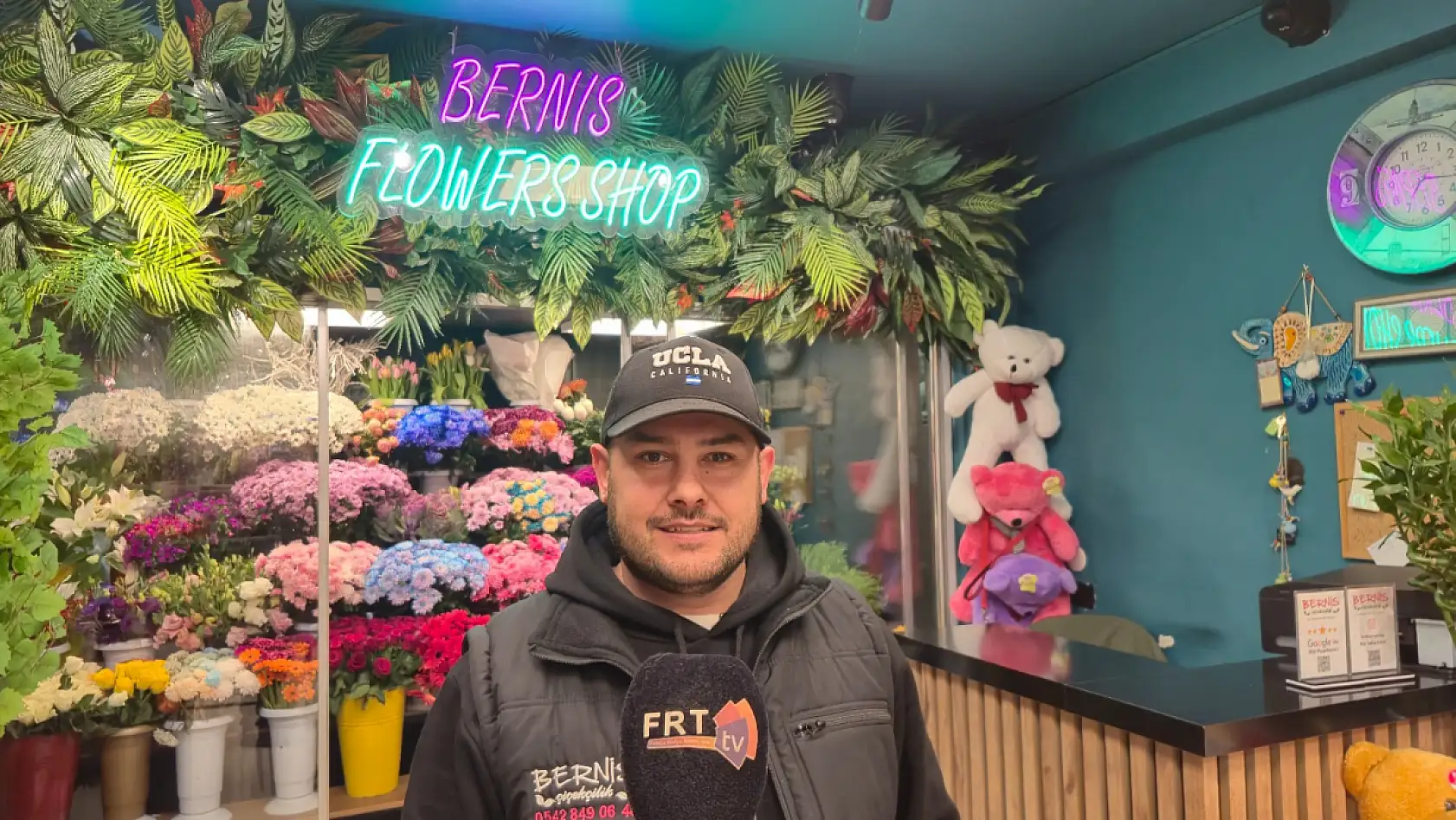 Fethiye'de yeni yıl bereketi Bernis Çiçekçilik'te yaşanıyor: 'Her eve bir çiçek girmeli'