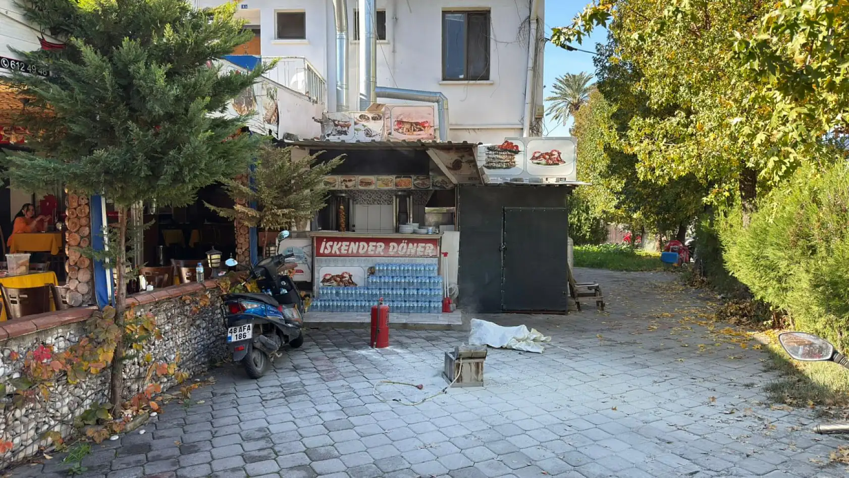 Fethiye'de bir işletmede fritöz yangını