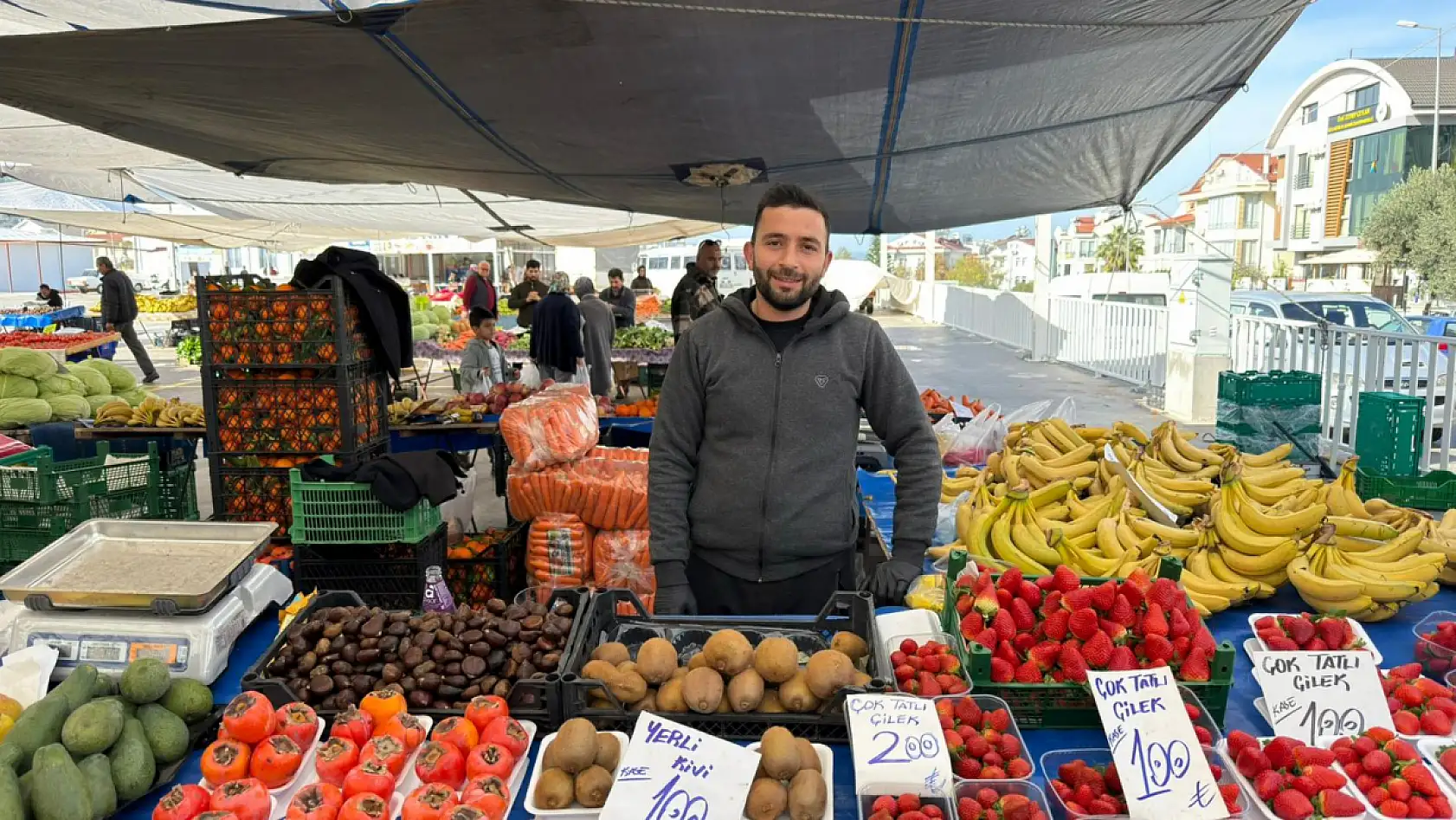 Fethiye'de Pazar Esnafı Yasin Talay: 'Asgari ücret zammı tezgahlara yansımayacak'