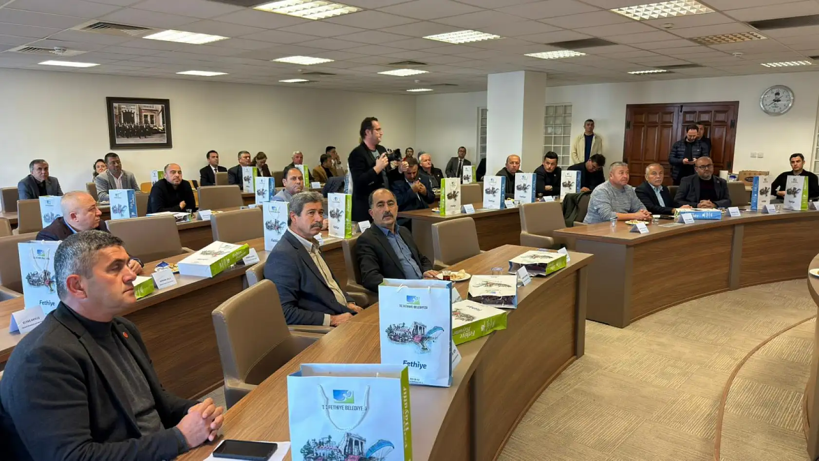 Fethiye'de Muhtarlara Sosyal Hizmetler Bilgilendirmesi