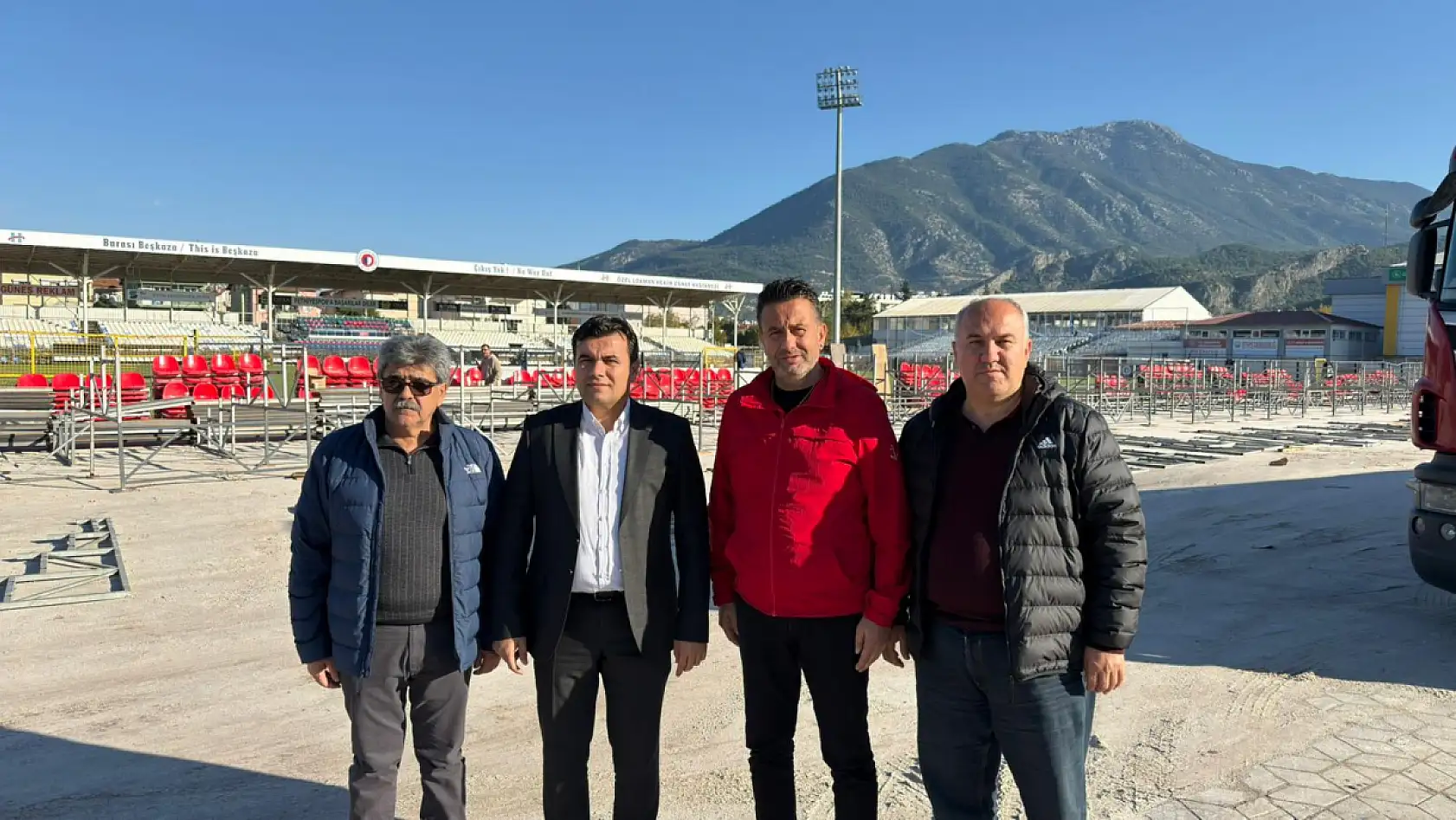 Fethiye Kaymakamı Akkaya, Fethiyespor-Galatasaray maçı öncesi stadı inceledi