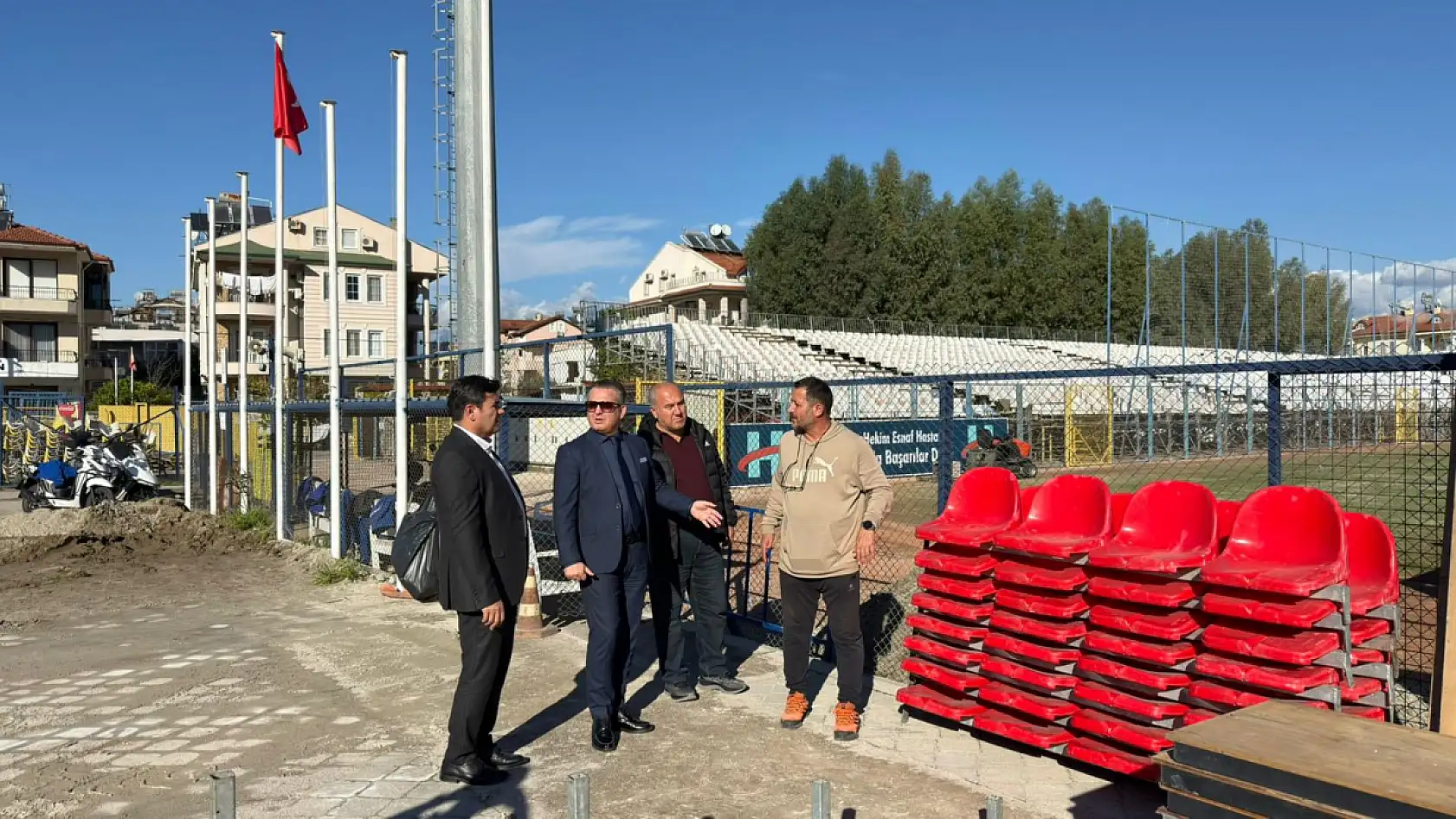 Fethiye Kaymakamı Akkaya, Fethiyespor-Galatasaray maçı öncesi stadı inceledi