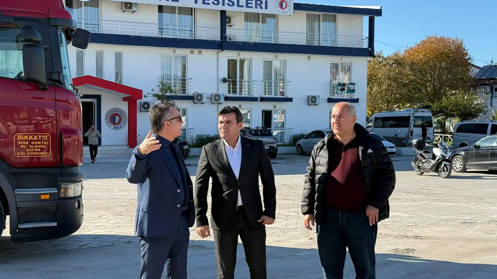 Fethiye Kaymakamı Akkaya, Fethiyespor-Galatasaray maçı öncesi stadı inceledi