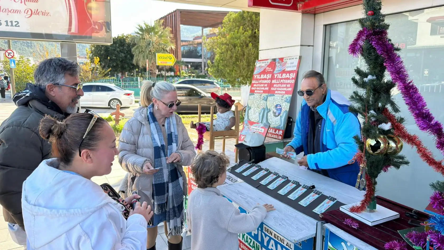 Fethiye'de yılbaşı biletlerine yoğun ilgi var, büyük ikramiye 800 milyon
