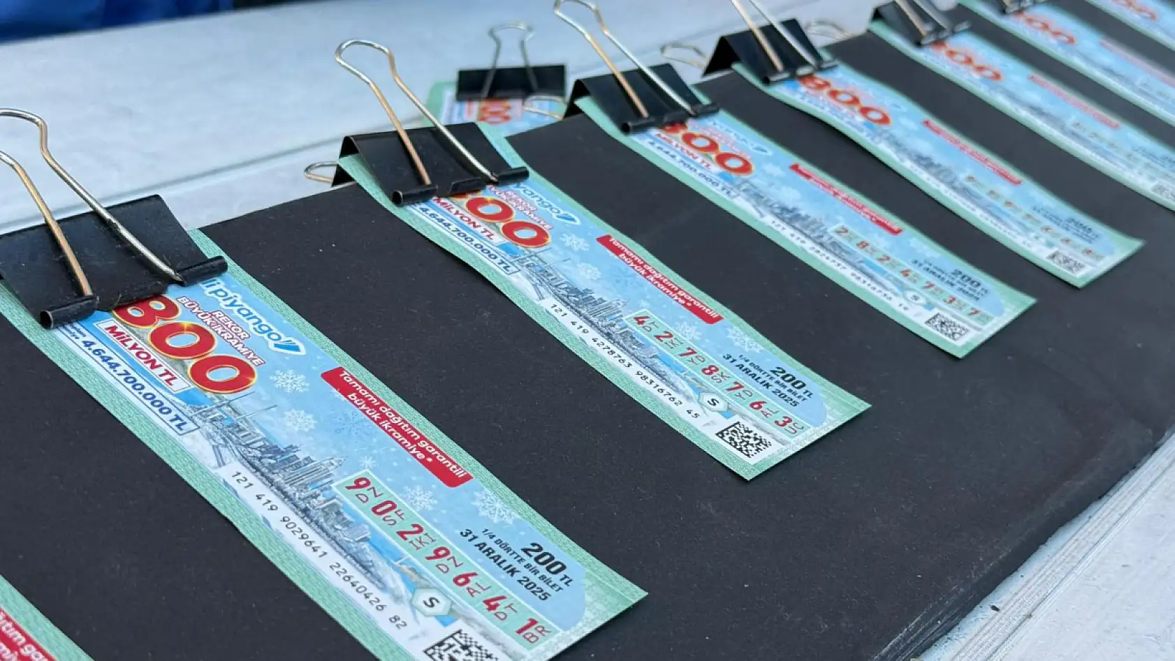 Fethiye'de yılbaşı biletlerine yoğun ilgi var, büyük ikramiye 800 milyon