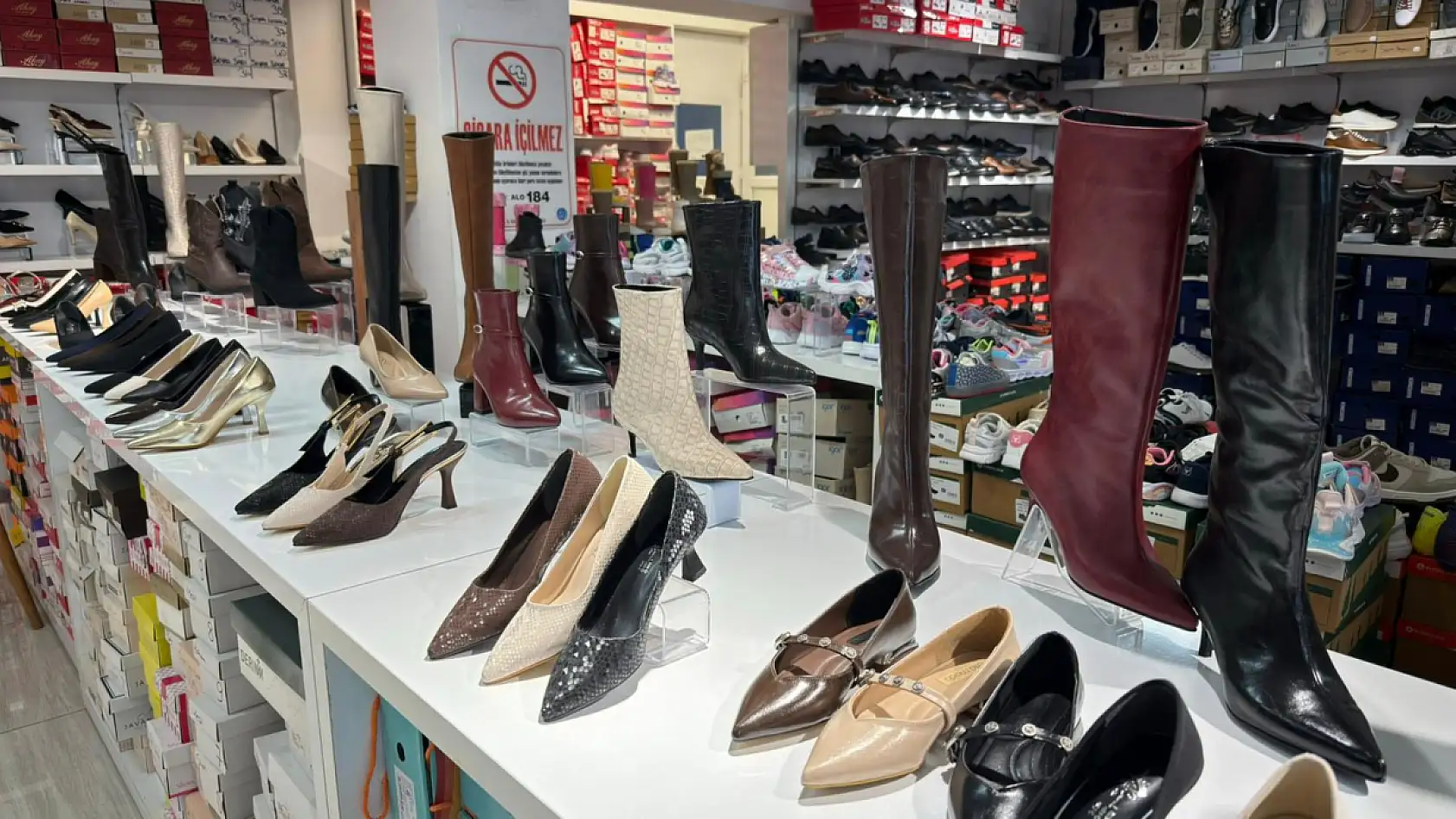 Fethiye'de soğuk havalar bot satışlarını hareketlendirdi