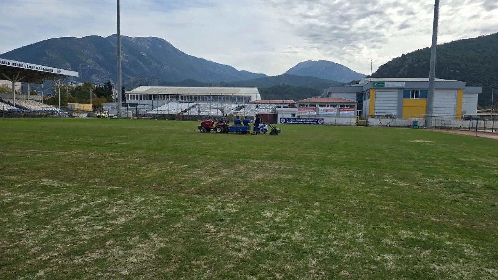 Galatasaray Maçı Öncesi Fethiye İlçe Stadı'nda Yoğun Hazırlık