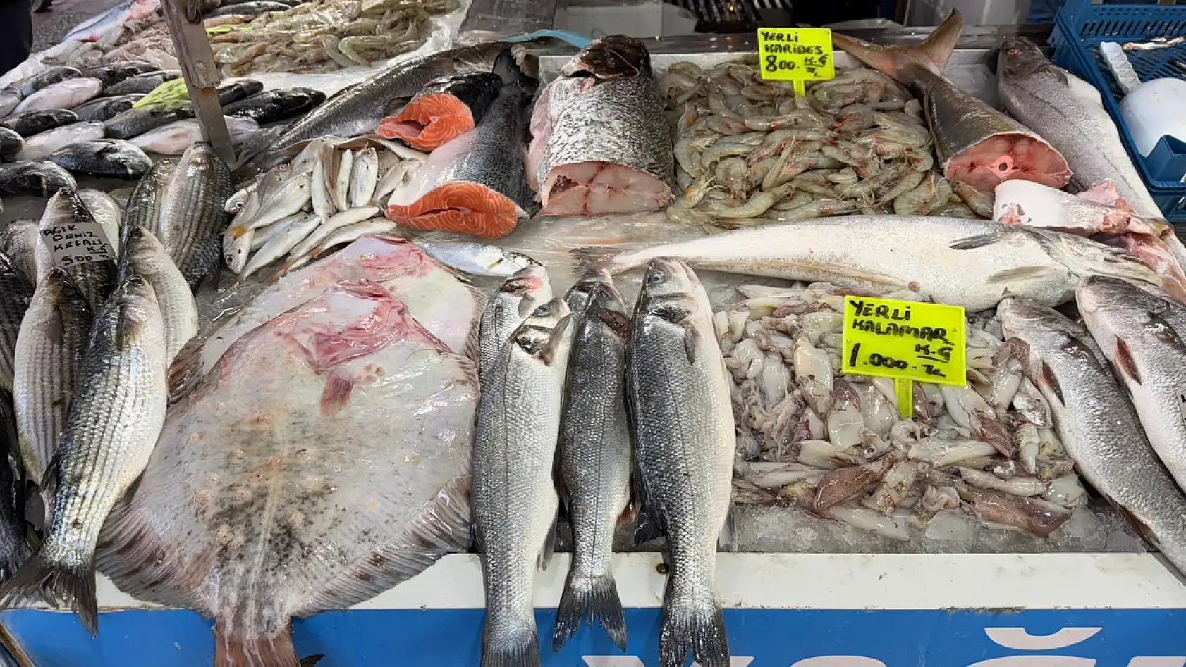 Yeni yılın ilk gününde tezgahlardaki balık fiyatları