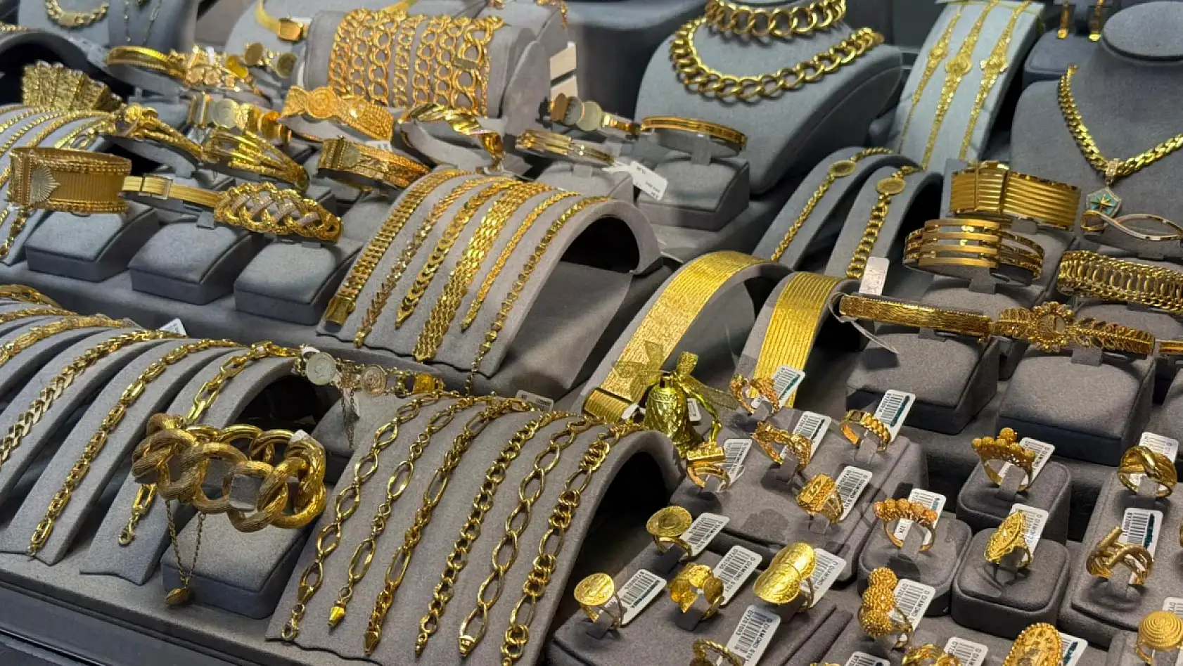 Fethiye Blue Diamond: Altın fiyatları yeni yılın ilk gününde aynı seyirde