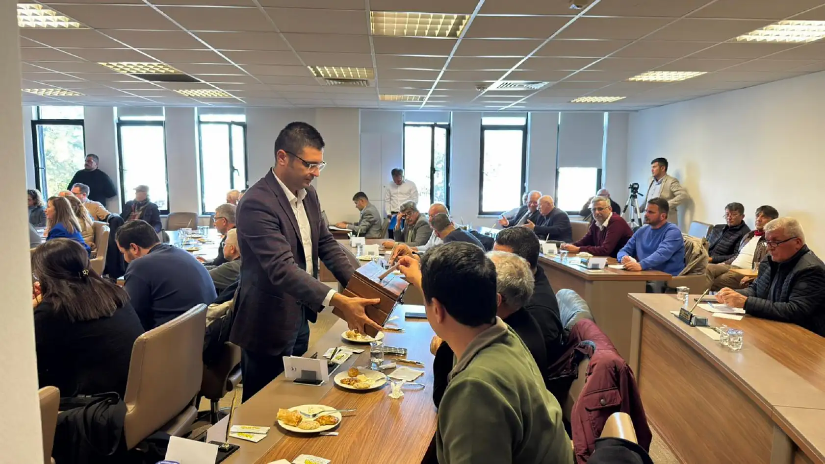 Fethiye Belediyesi Meclisi'nde 25 gündem maddesi görüşüldü, denetim komisyonu belirlendi